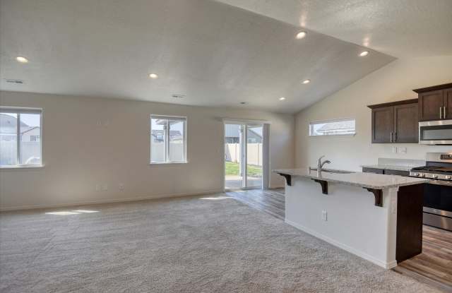 3- Bedroom Home for Rent Gallery 4