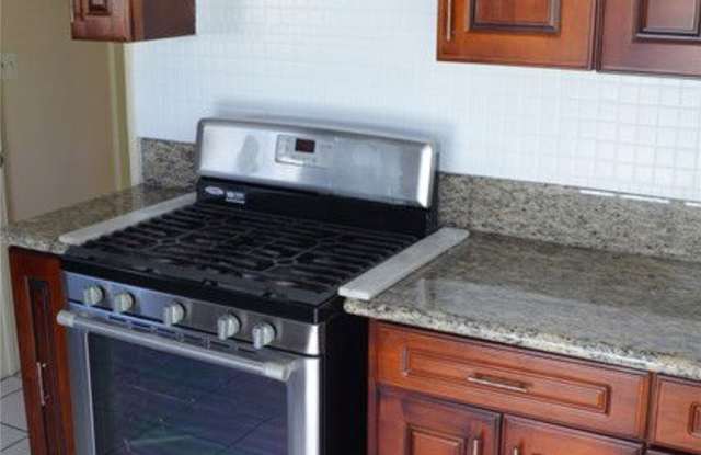 1365 Bradbury Road photos photos