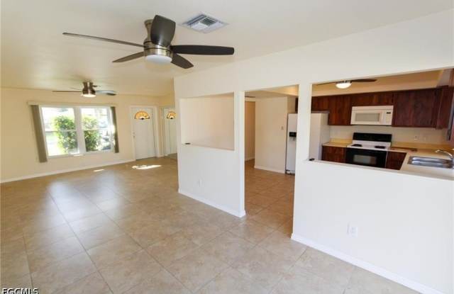 1329 Torreya Circle Gallery 4