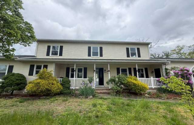 1221 Windward Ave photos photos