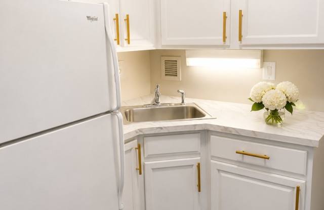 2026 Move-In Special – $500 LEASE SIGNING BONUS!! Spacious Top-Floor 2-Bedroom Condo with Balcony in Bladensburg photos photos 2026 Move-In Special – $500 LEASE SIGNING BONUS!! Spacious Top-Floor 2-Bedroom Condo with Balcony in Bladensburg photos photos
