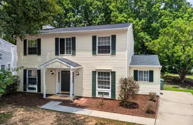105 Trinity Woods Drive Gallery 3
