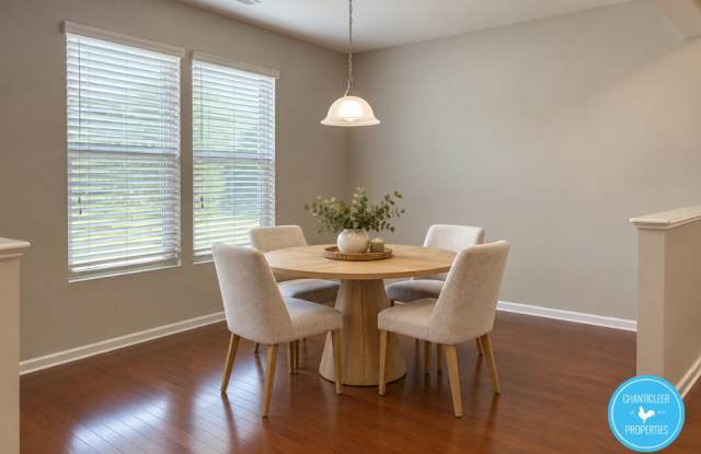 4442 Hillsgrove Road Gallery 3