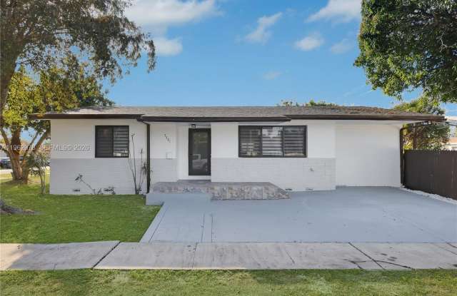 7501 Raleigh St photos photos