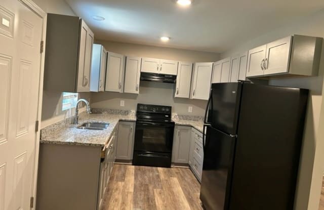 641 Oak Summit Rd, - 641 Oak Summit Road, Winston-Salem, NC 27105 641 Oak Summit Rd, - 641 Oak Summit Road, Winston-Salem, NC 27105