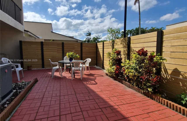 10904 SW 72nd St photos photos 10904 SW 72nd St photos photos