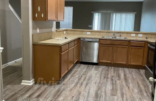 3680-C Creswick Circle - 3680 Creswick Cir, Oakleaf Plantation, FL 32065