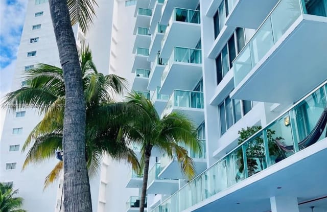 1000 E West Ave - 1000 West Ave, Miami Beach, FL 33139