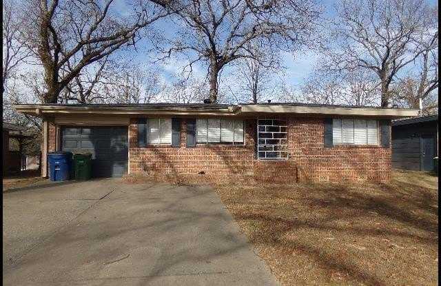 408 Pickwick Lane photos photos