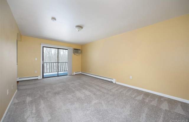 3 Hook Road unit: 72H Gallery 4