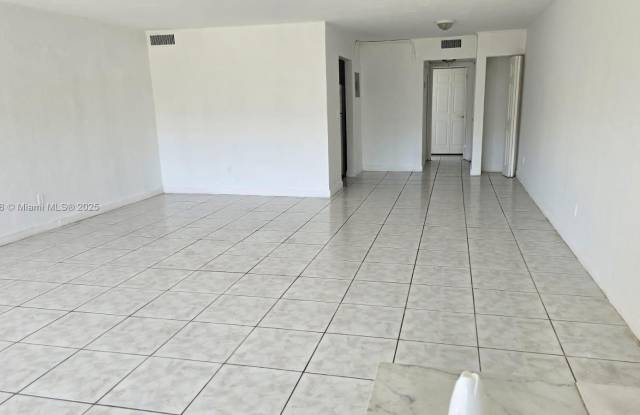 1885 NE 121st St photos photos