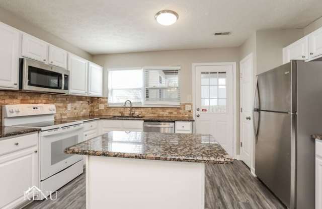 2913 Summer Hollow Court Gallery 4