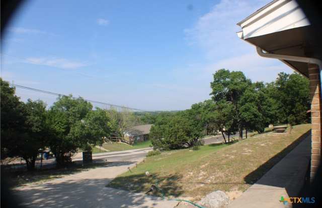 1307 sherry Lane Gallery 2
