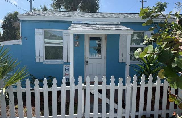 2179 Pineapple Avenue photos photos