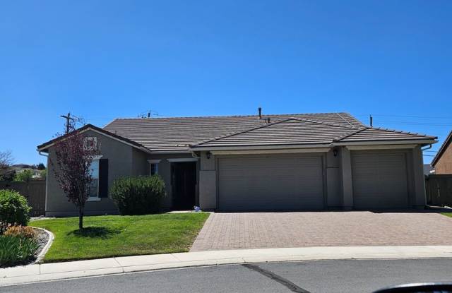 Gated Community with elegance and tranquility in a beautiful home photos photos