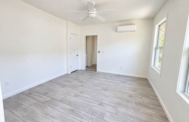 1915 Walnut StreetUnit A Gallery 3