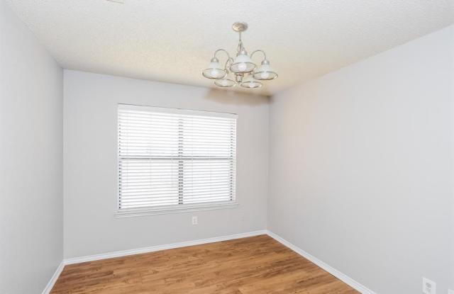 1336 Superior Drive Gallery 4