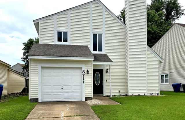 5711 Brandon Boulevard photos photos