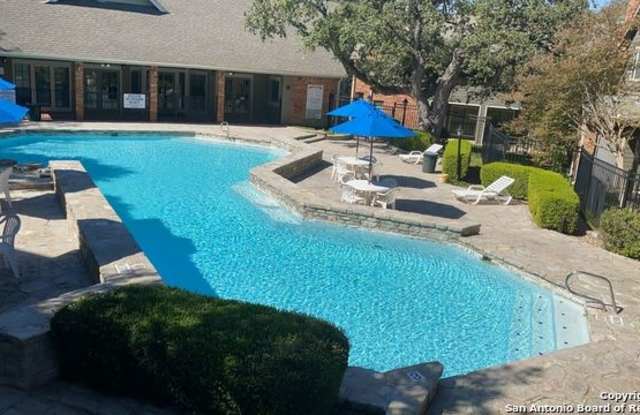 125 CHAPEL HILL CIRCLE - 125 Chapel Hill Circle, San Antonio, TX 78284