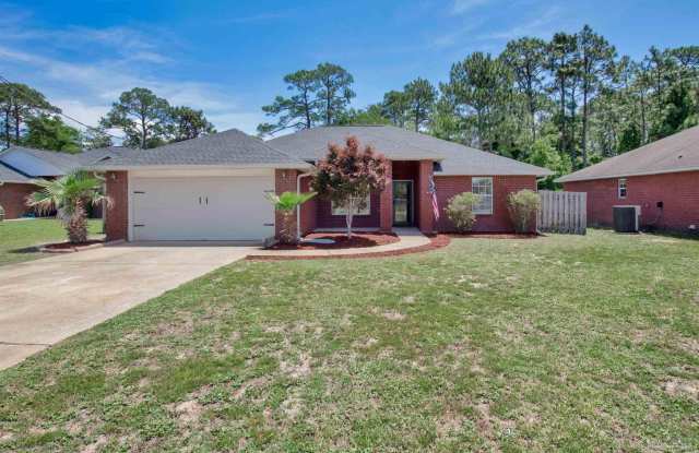 2442 Raider Ln - 2442 Raider Lane, Navarre, FL 32566