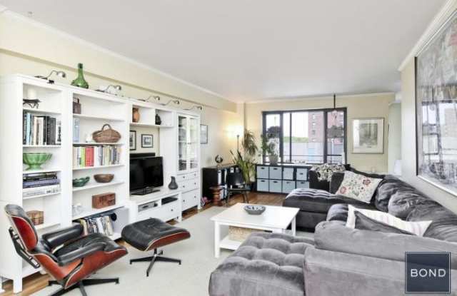 3616 Henry Hudson Parkway Gallery 2