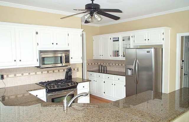 10635 Cauley Creek Drive Gallery 4