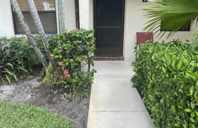 4598 Lucerne Lakes Boulevard E photos photos