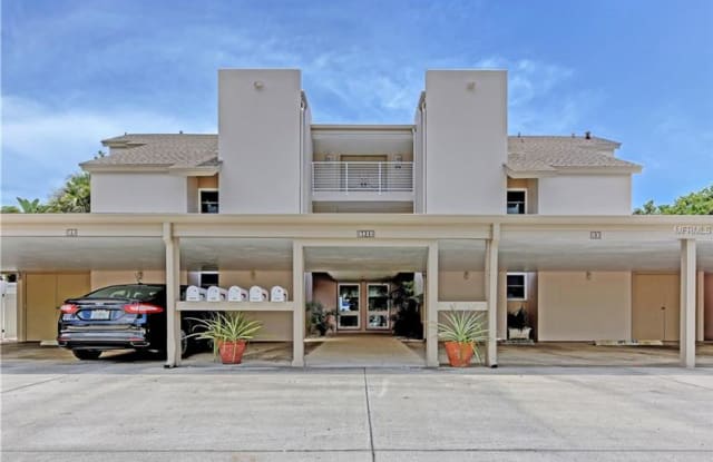 524 BEACH ROAD - 524 Beach Road, Siesta Key, FL 34242