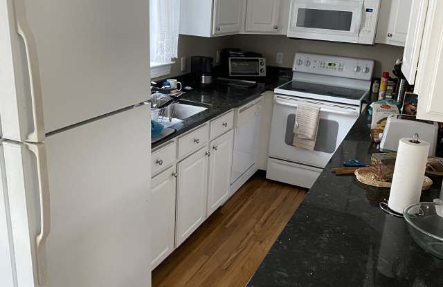 107 Virgil St photos photos
