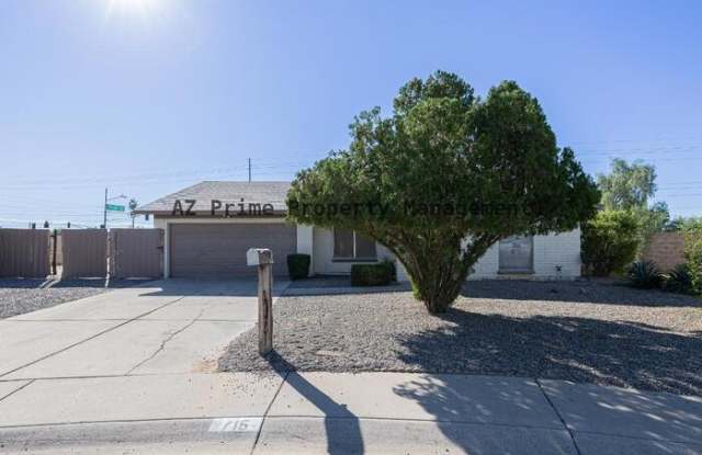 715 West Renee Drive Gallery 2