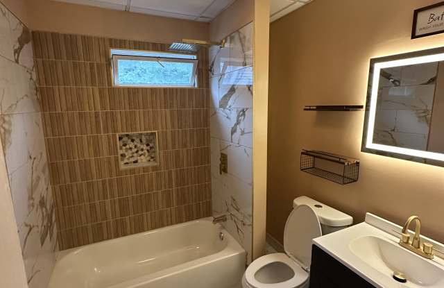 32 Holland Avenue photos photos