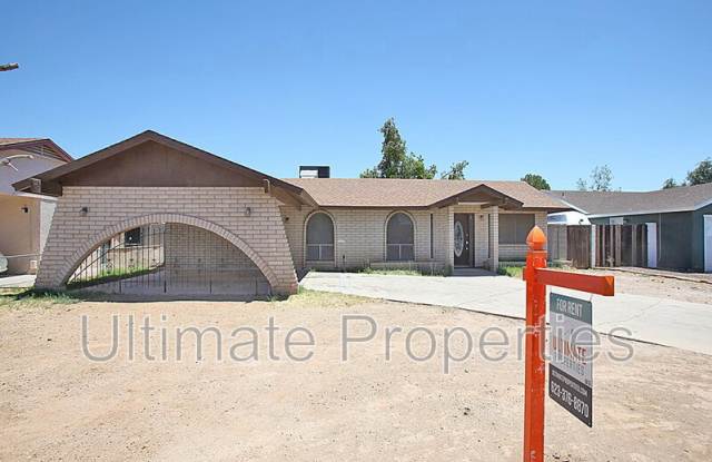 6043 N 71st Ln Gallery 2