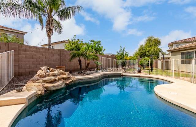 Lovely home in cul-de-sac lot with fenced pool! photos photos Lovely home in cul-de-sac lot with fenced pool! photos photos