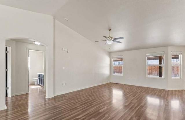 Upgraded 3 Bedroom 2 Bath Home In Fernley photos photos Upgraded 3 Bedroom 2 Bath Home In Fernley photos photos