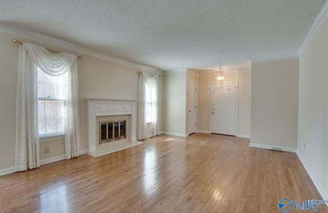313 Kensington Court photos photos