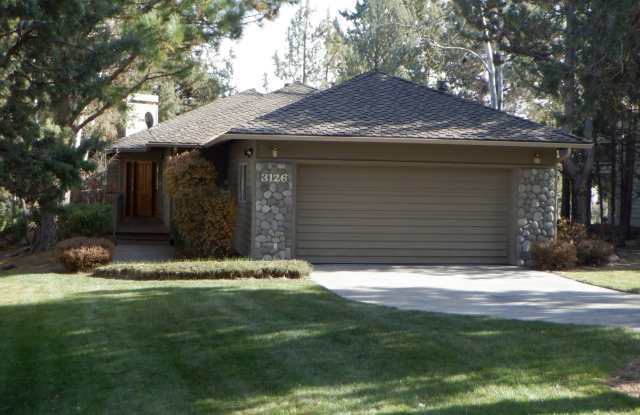 3 Bed/2 Bath In River's Edge Community - Golf Course Front photos photos