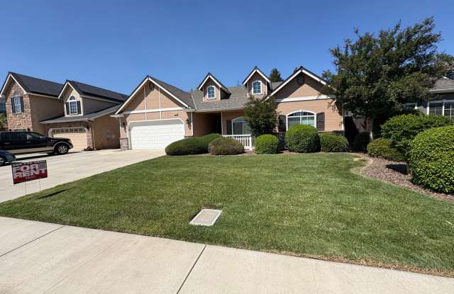 NW Visalia Available Now! - 4944 West Lark Avenue, Visalia, CA 93291
