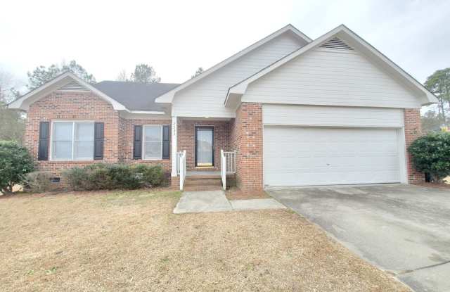 2533 Larwood Dr ~ Country Walk - 2533 Larwood Drive, Fayetteville, NC 28306