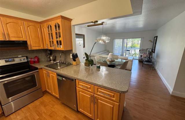 7840 CAMINO REAL P-111 photos photos