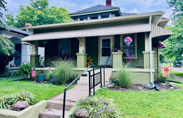 Mid-September availability - 2 Bedroom House near Sunset Park photos photos