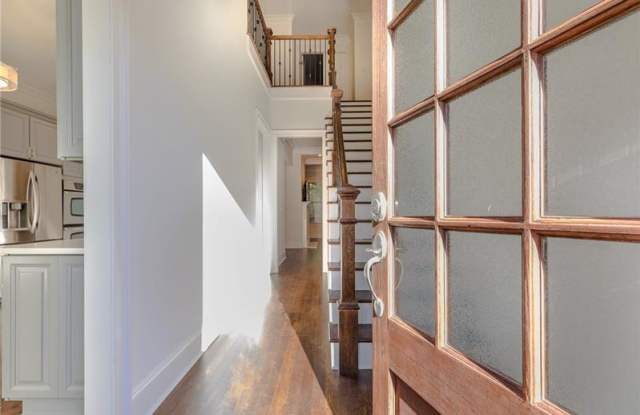 296 Mount Vernon Cove Gallery 3