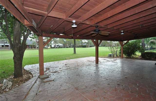 7722 Trophy Place Drive Gallery 2