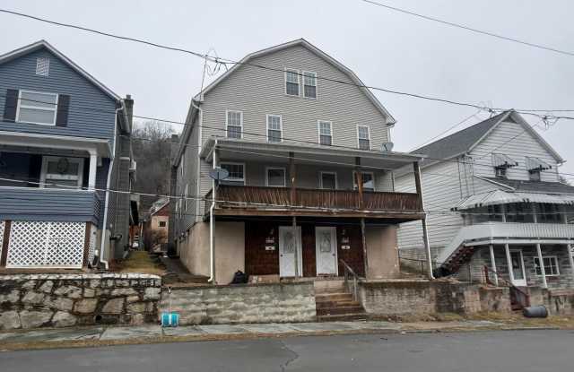 34 Arch Street - 34 Arch Street, Glen Lyon, PA 18617