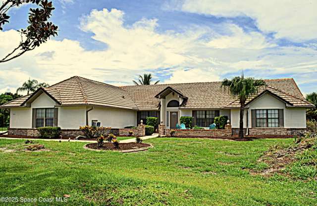 285 Utopia Circle Gallery 2