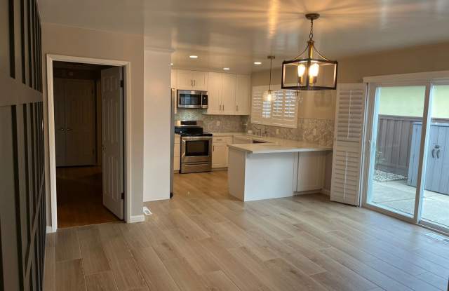 Renovated 3-Bedroom Home w/ Pool in May Valley Neighborhood photos photos