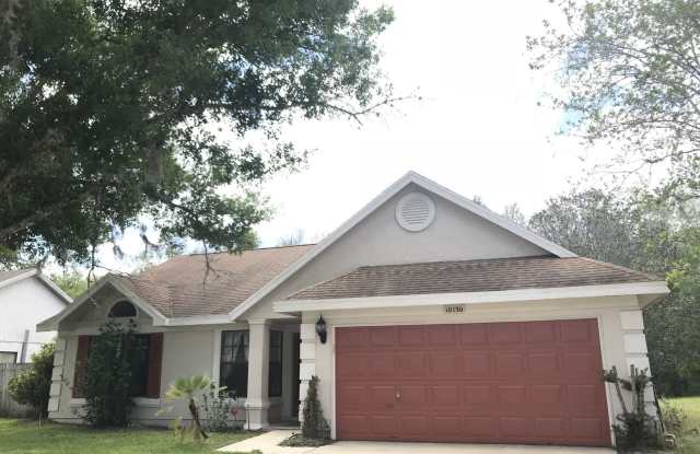 Beautiful Home in Cypress Springs! - 10130 Pink Carnation Court, Alafaya, FL 32825