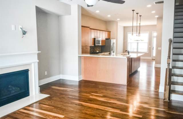 325 Alderwood Ln Gallery 3