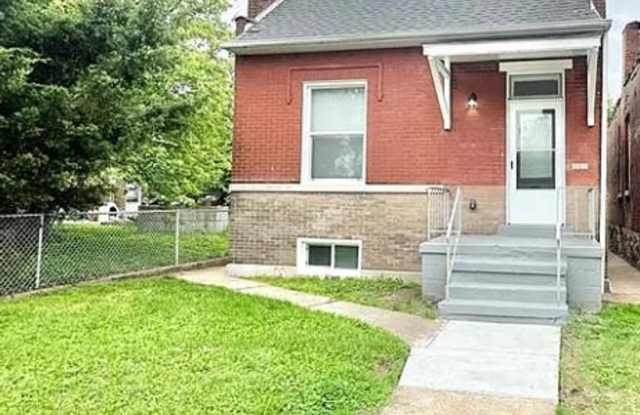 COMING SOON! 3B 1b in Dutchtown - 2806 Keokuk Street, St. Louis, MO 63118