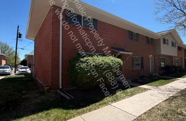 Pet Friendly - 3 Bedroom Home with Parking and a Comfortable Layout in Denver photos photos Pet Friendly - 3 Bedroom Home with Parking and a Comfortable Layout in Denver photos photos