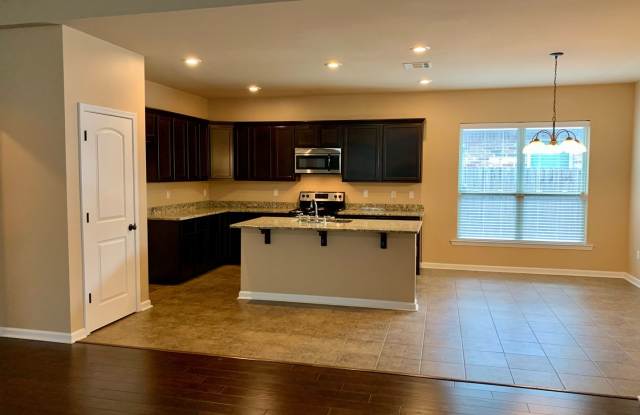 3BD/2BA House for Lease in Magnolia Lakes - Close to LSU photos photos